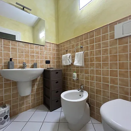 דירה Rena & Relax Con Piscina Condivisa סנטה טרזה גאיורה